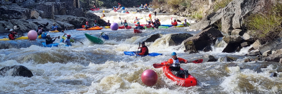 people kayaking in the gorge